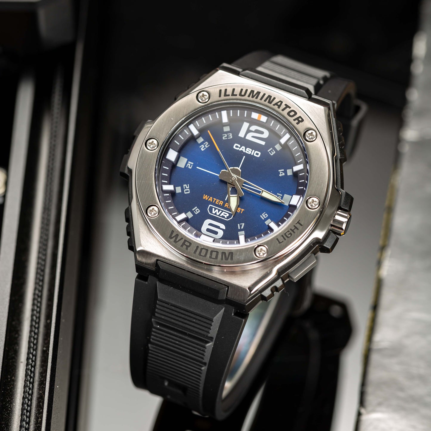 Casio Quartz Date Watch 50M Water Resistant Leather Strap