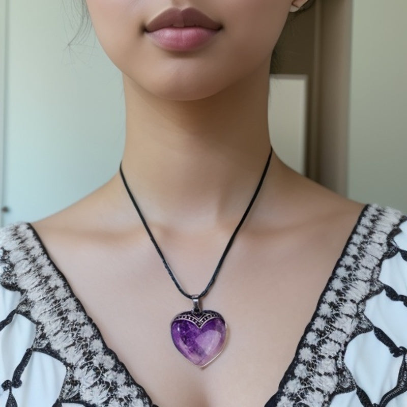 4pcs Large Natural Peach Heart Shaped Crystal Necklace For Love, Pendant For Valentines Day Gifts, Party, Birthday, Business Holiday Gift For Men And Women, With Gift Box