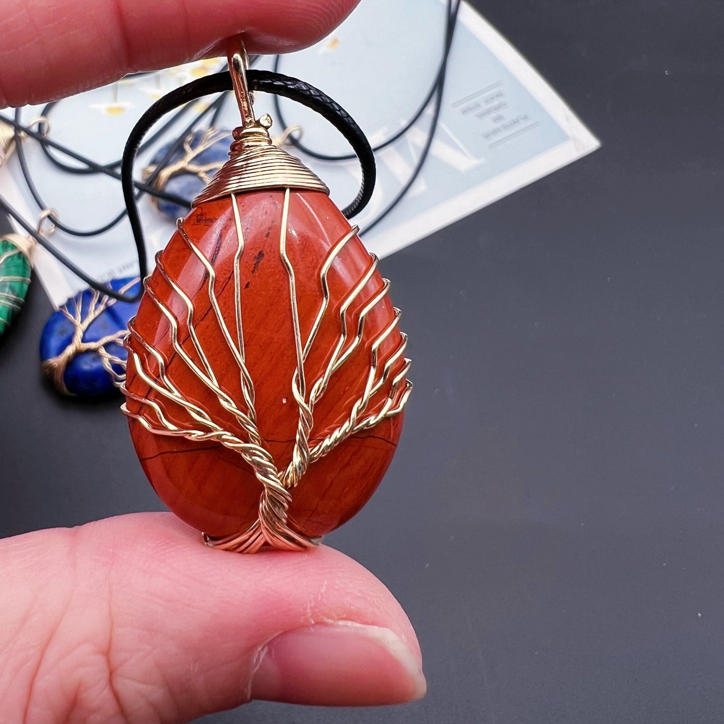 1pc Natural Crystal Droplet Cooper Tree Of Life Charm Pendant Necklace, Black Faux Leather Chakra Gemstone Jewelry Gifts For Women Men