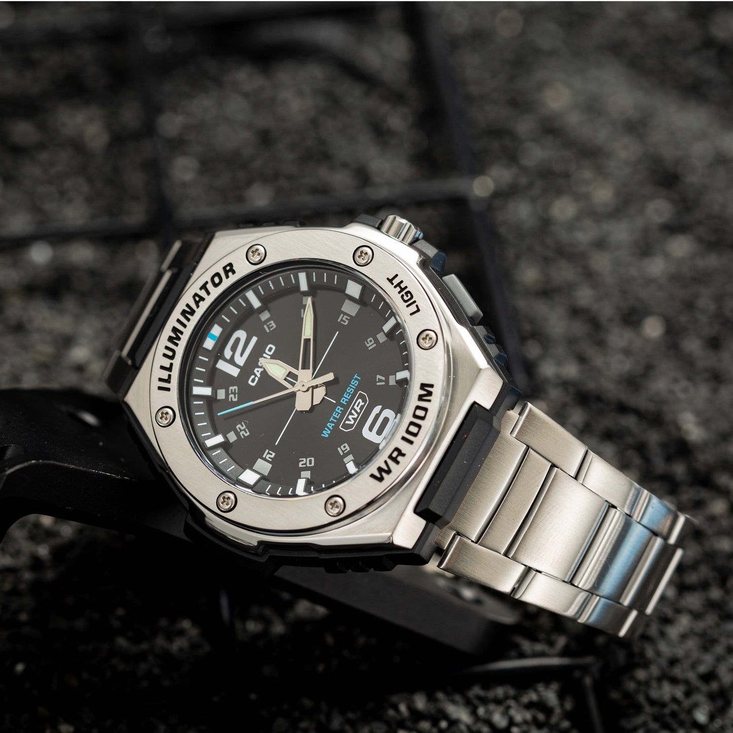 Casio Quartz Date Watch 50M Water Resistant Leather Strap