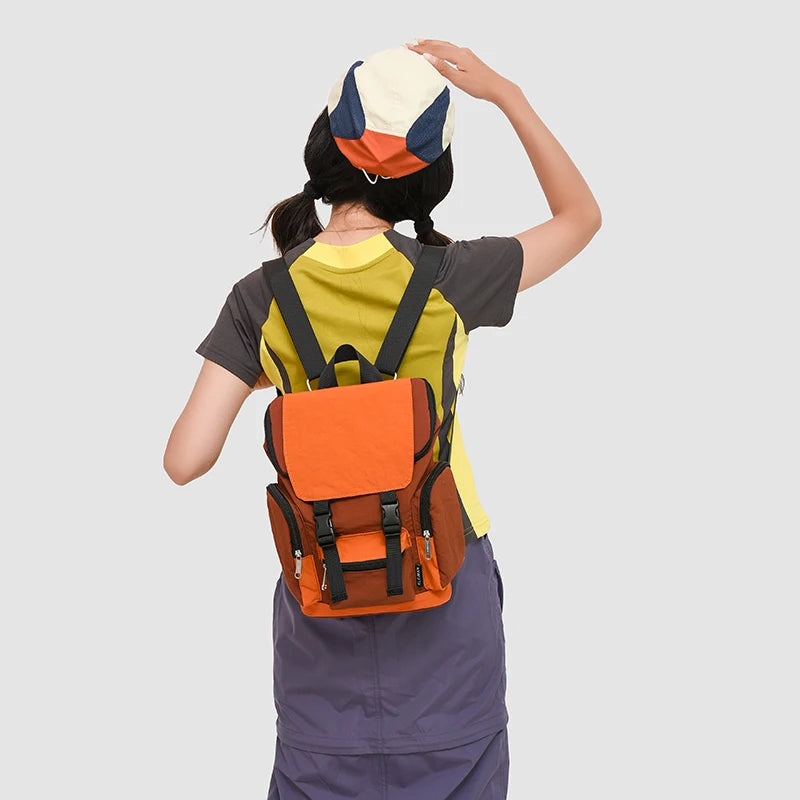 Small shoulder bag for female college students, contrasting colors, high-end feeling, short trip, light weight, outdoor hiking b