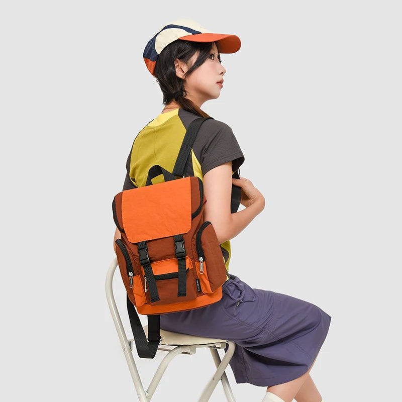 Small shoulder bag for female college students, contrasting colors, high-end feeling, short trip, light weight, outdoor hiking b