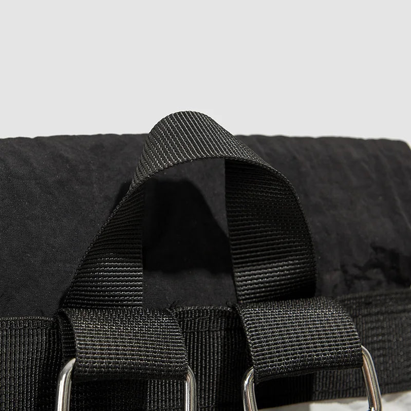 Small shoulder bag for female college students, contrasting colors, high-end feeling, short trip, light weight, outdoor hiking b