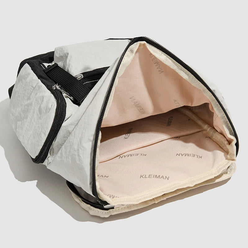 Small shoulder bag for female college students, contrasting colors, high-end feeling, short trip, light weight, outdoor hiking b