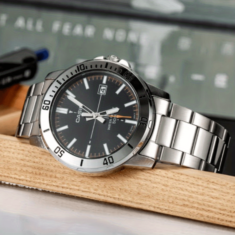 Casio Quartz Date Watch 50M Water Resistant Leather Strap